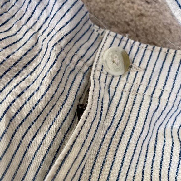 American Eagle Striped Paper Bag Shorts - Picture 4 of 8